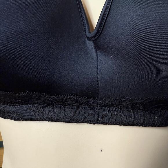 Playtex Tru Support Love My Curves Smoothing Bra Size 44D in Black - Picture 2 of 9